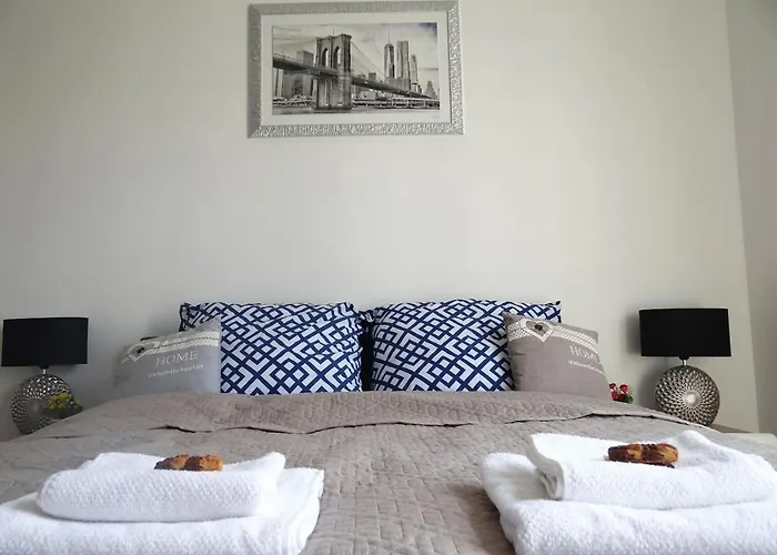 Beautiful City Centre Apartament