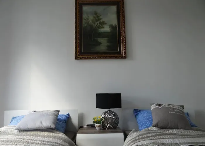 Beautiful City Centre Apartament